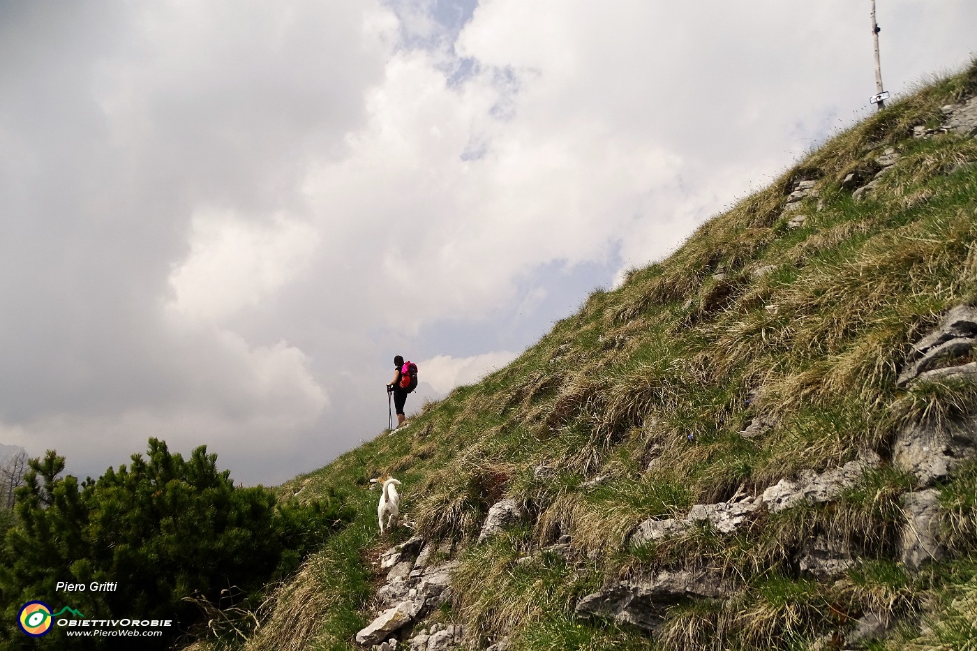 65 Verso la cima del Monte Brate (1932 m).JPG